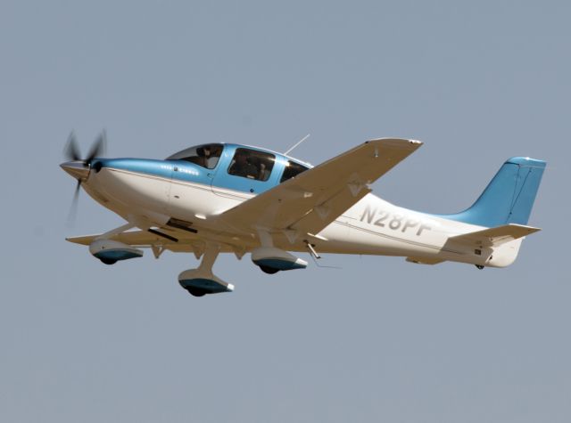Cirrus SR-20 (N28PF)