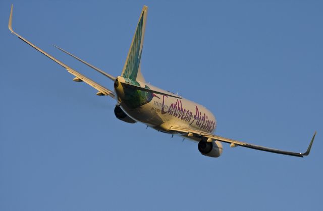 Boeing 737-700 (9Y-TAB) - boeing 737-8Q8