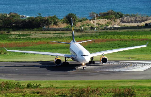 Airbus A330-200 (G-MDBD)