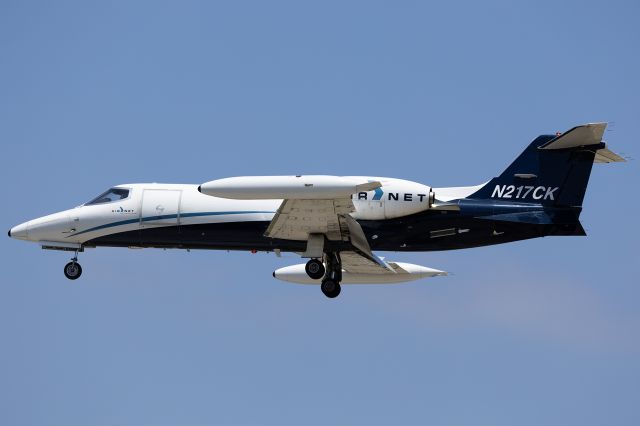 Learjet 35 (N217CK)