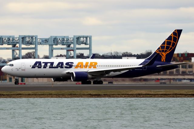 BOEING 767-300 (N664GT) - Diversion from PSM.