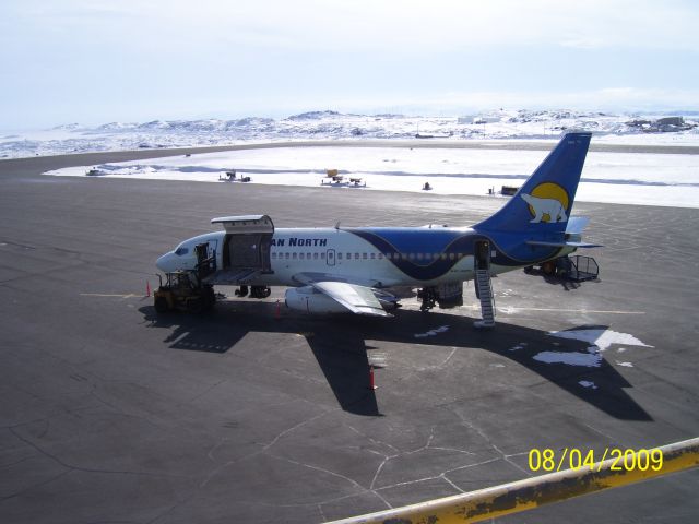 Boeing 737-200 (C-GOPW)