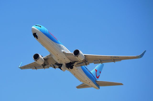 BOEING 767-300 (G-OBYG)