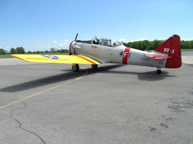 North American T-6 Texan (N224X)