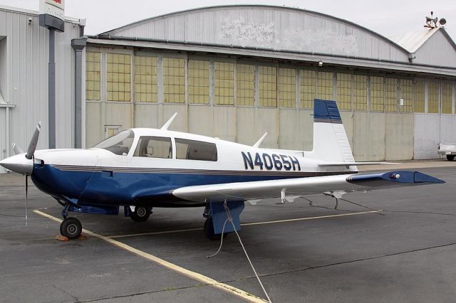 Mooney M-20 (N4065H)