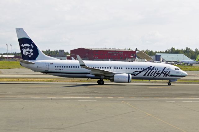 Boeing 737-800 (N525AS) - Alaska Airlines, N525AS, Boeing 737-890, msn 35692, Photo by John A. Miller, a rel=nofollow href=http://www.PhotoEnrichments.comwww.PhotoEnrichments.com/a