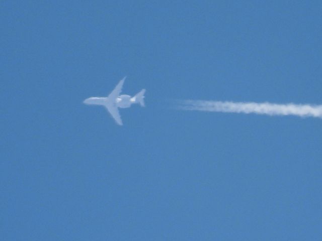 Bombardier Challenger 300 (N777NE) - RDU-br /08/03/22