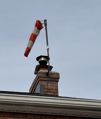 Mooney M-20 (N56928) - Just mounted the FlightAware FlightFeeder up on the roof!