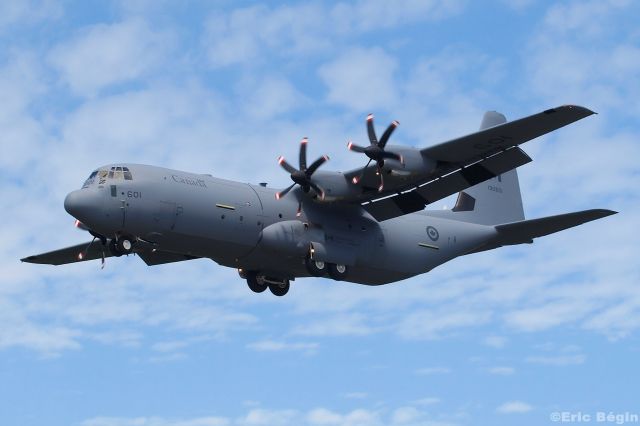 Lockheed C-130 Hercules —