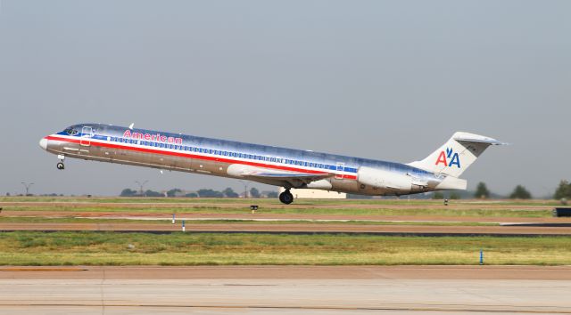 McDonnell Douglas MD-83 (N984TW) - AAL80 (Very last revenue flight for this bird)