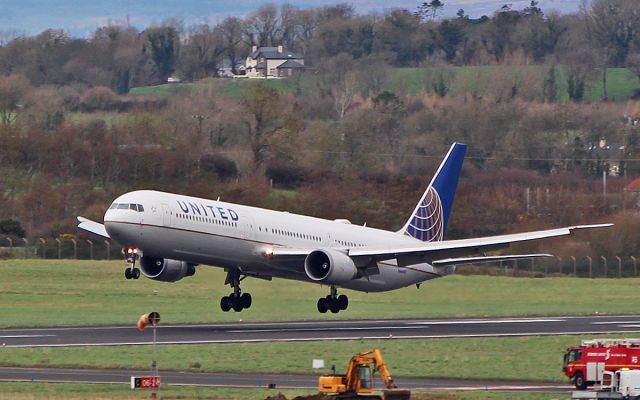 BOEING 767-400 (N68061) - united b767-424er n68061 diverting to shannon while routing frankfurt to newark 20/2/19.