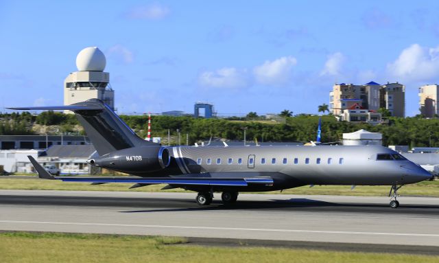 Bombardier Global Express (N470B) - N470B departing TNCM St Maarten