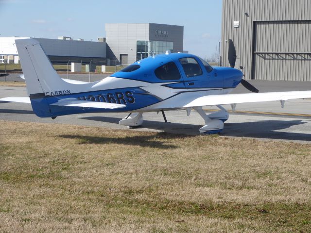 Cirrus SR-22 (N306RS)