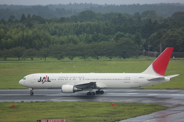 BOEING 767-300 (JA611J)