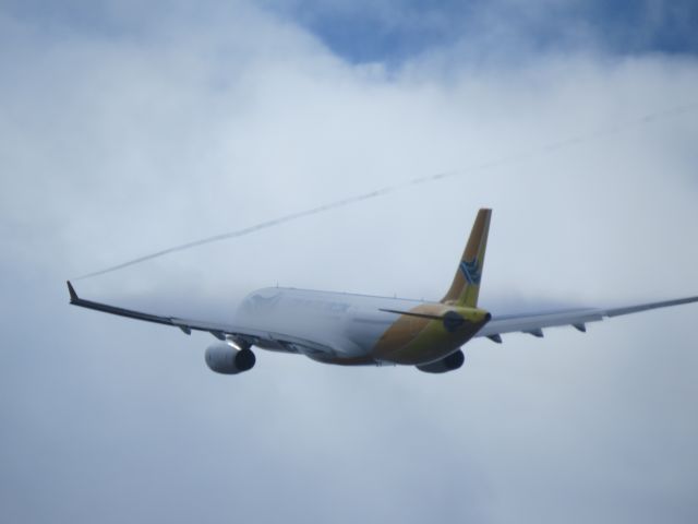 Airbus A330-300 (RP-C3341) - RP-C3341 departing Sydney International (YSSY) for Manila (RPLL).