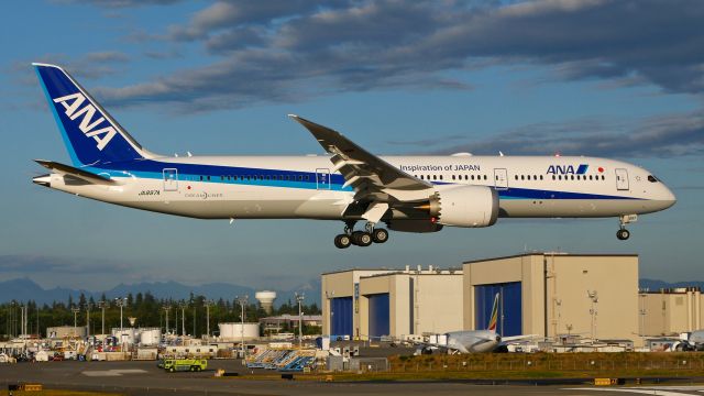 Boeing 787-9 Dreamliner (JA897J) - BOE702 on short final to Rwy 16R to complete a B1 flight on 7.20.18. (ln 732 / cn 61521).