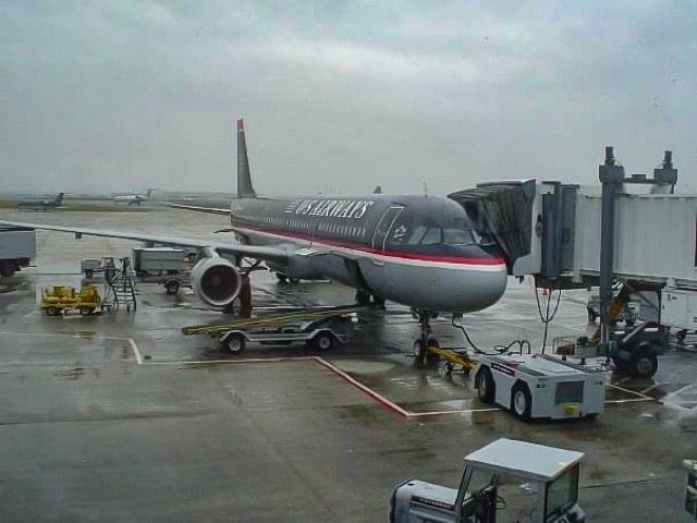 Airbus A321 — - My ride to RSW.  Taken October 2006.