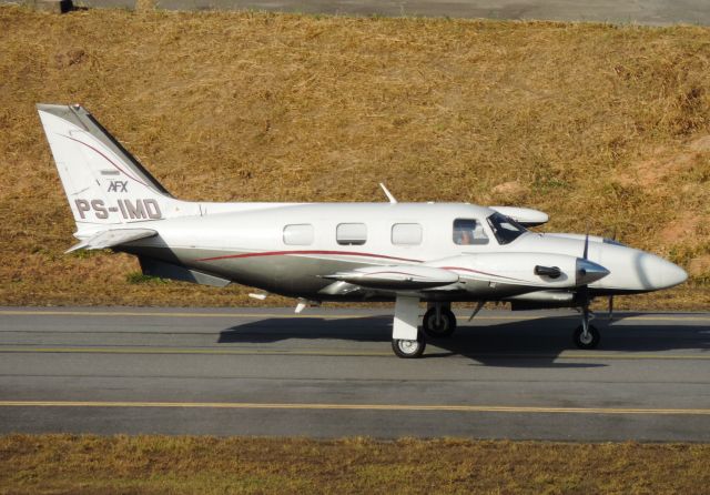 Piper Navajo (PS-IMD)