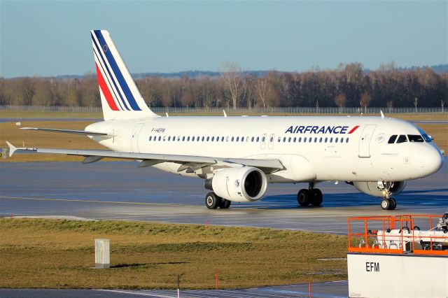 Airbus A320 (F-HEPB)