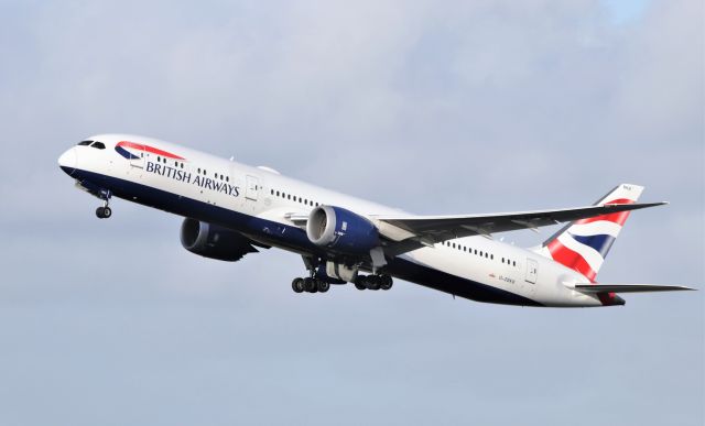 Boeing 787-9 Dreamliner (G-ZBKB) - british airways b787-9 dreamliner g-zbkb dep shannon for heathrow after a wing repaint by iac 29/1/21.