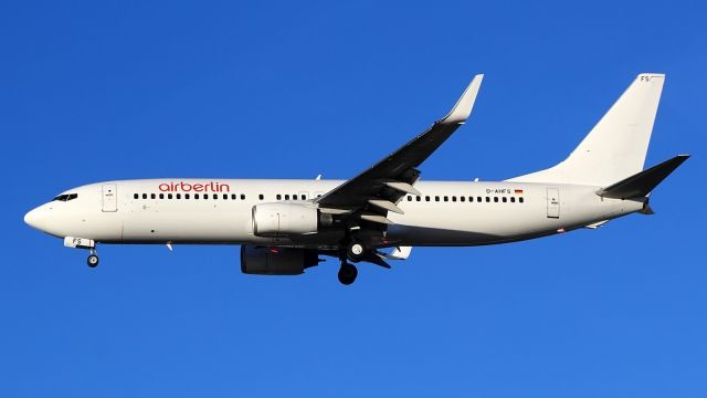 Boeing 737-800 (D-AHFS) - operated by TUIfly