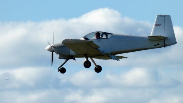 Experimental  (N6123A) - On final is this 2005 Van's Experimental Aircraft RV-6A in the Autumn of 2020.  Comes in a Kit form.