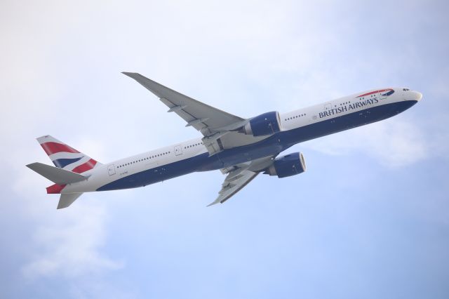 BOEING 777-300ER (G-STBO)