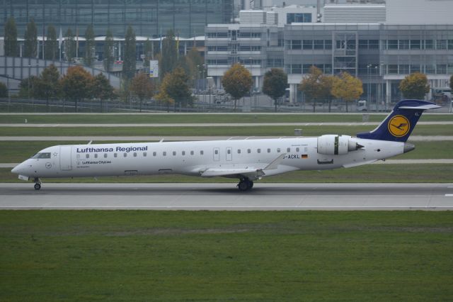 Canadair Regional Jet CRJ-900 (D-ACKL)