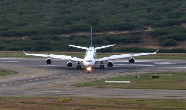 Airbus A340-600 (D-AIHF)