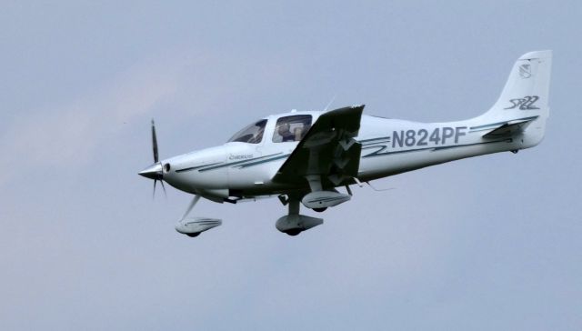 Cirrus SR-22 (N824PF) - On final is this 2003 Cirrus SR22 in the Spring of 2019.