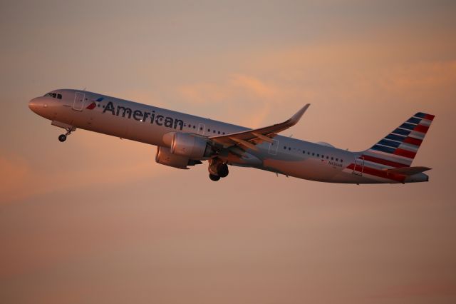 Airbus A321neo (N436AN)