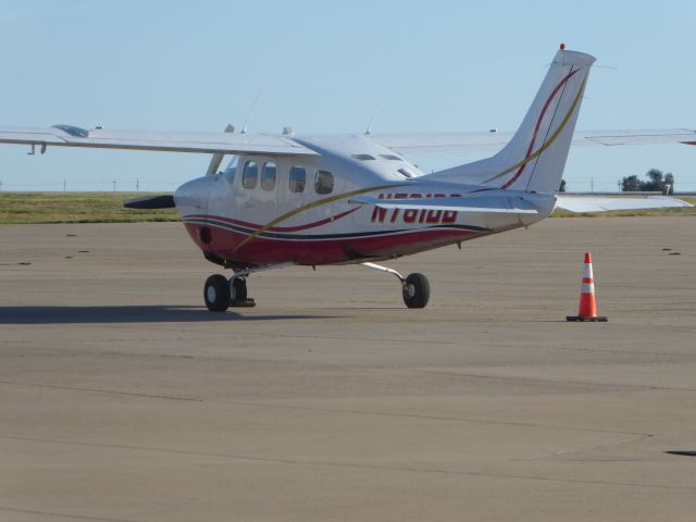 Cessna P210 Pressurized Centurion (N781DB)