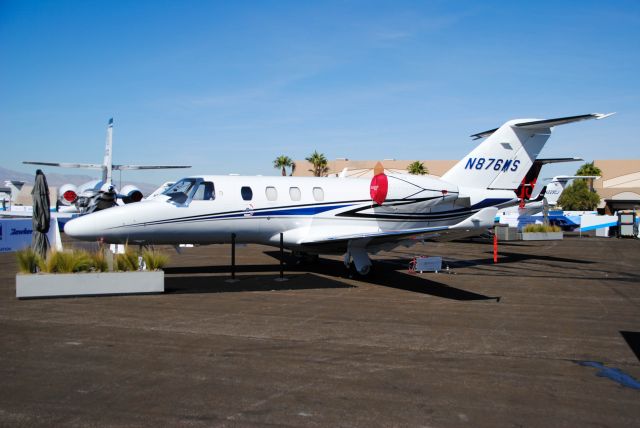 Cessna Citation M2 (N876MS)