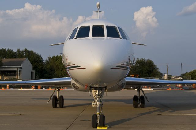 Dassault Falcon 900 (N900WK)