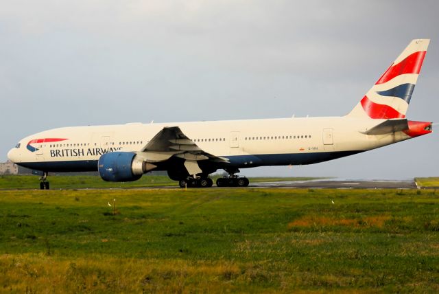 Boeing 777-200 (G-VIIU)