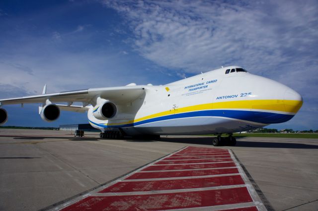 Antonov An-225 Mriya (UR-82060)