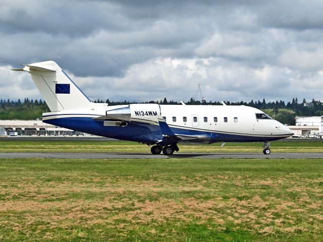 Canadair Challenger (N134WM)
