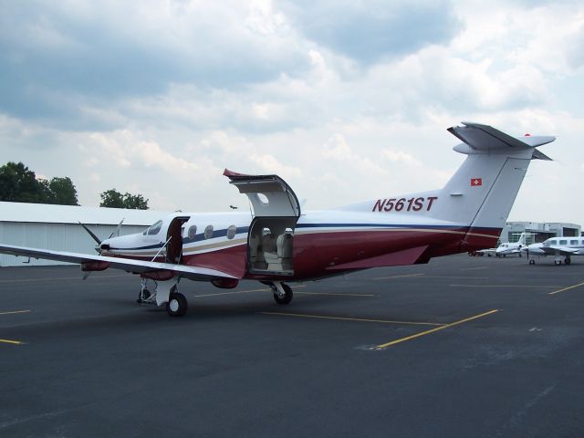 Pilatus PC-12 (N561ST)