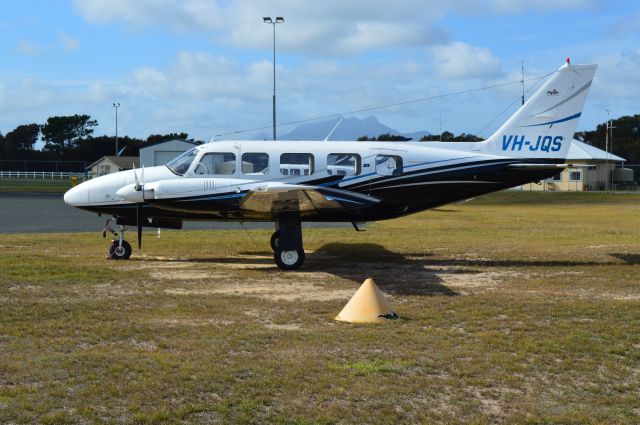 Piper Navajo (VH-JQS) - PA31-350 VH-JQS at YFLI, March 2016