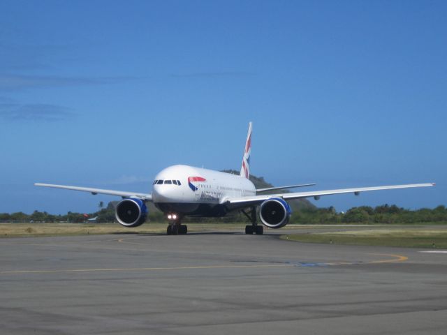 BOEING 777-200LR (G-VIIV)