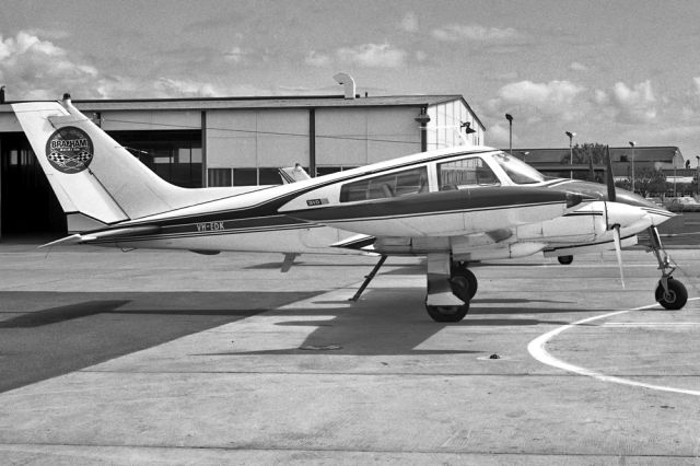 VH-EDK — - BRABHAM AVIATION - CESSNA 310L - REG VH-EDK (CN 310L-0186) - ESSENDON MELBOURNE VIC. AUSTRALIA - YMEN (18/3/1972)