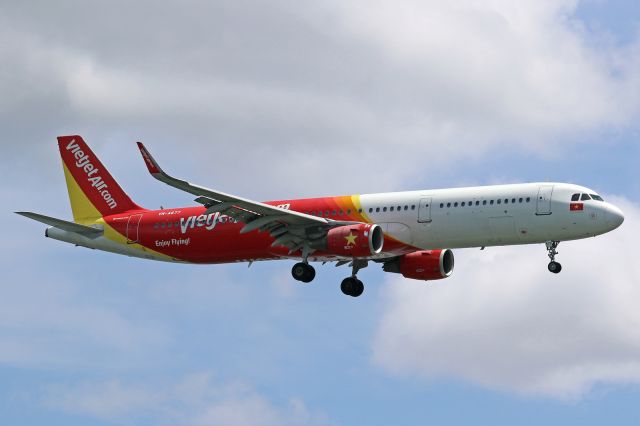 Airbus A321 (VN-A677)