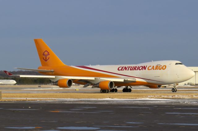 Boeing 747-400 (N902AR) - Centurion Cargo 747-400F 1/29/14