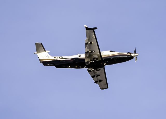 Pilatus PC-12 (N7YR)