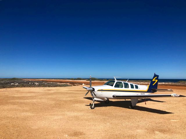 Beechcraft Bonanza (36) (VH-HOM)