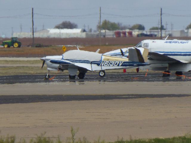 Beechcraft 35 Bonanza (N6130V)