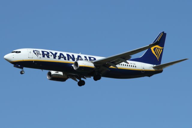 Boeing 737-800 (9H-QEI) - 03/02/2022: Flight from Berlin upon landing on runway 21.