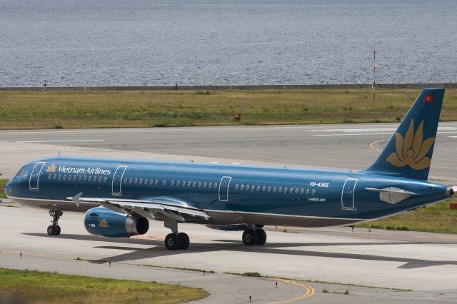 Airbus A321 (VNA-365) - Vietnam Airlines