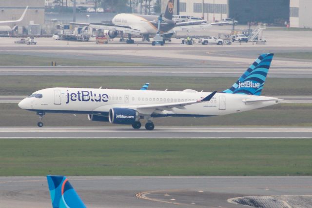 OSKBES-MAI Kityonok (N3008J) - JetBlue's brand new A220 doing test flights at MCO.