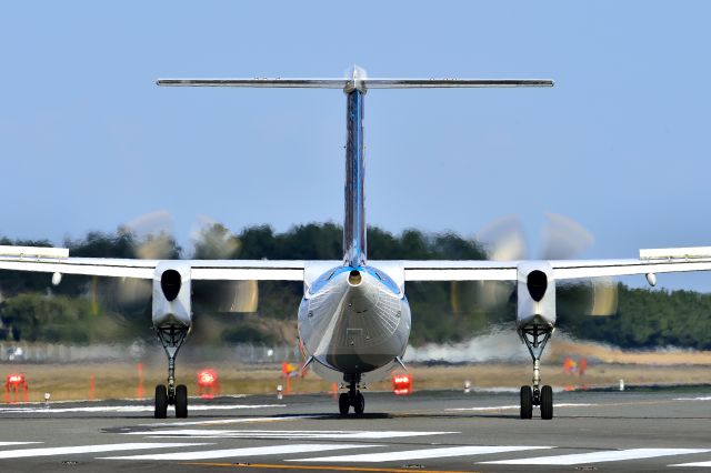 de Havilland Dash 8-400 (JA858A)